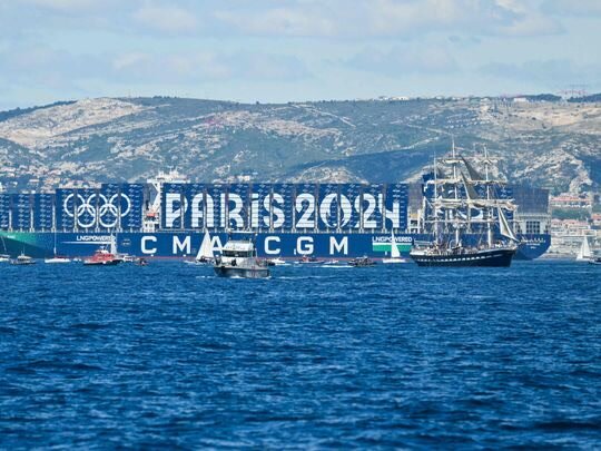تصاویری از ورود مشعل المپیک به فرانسه