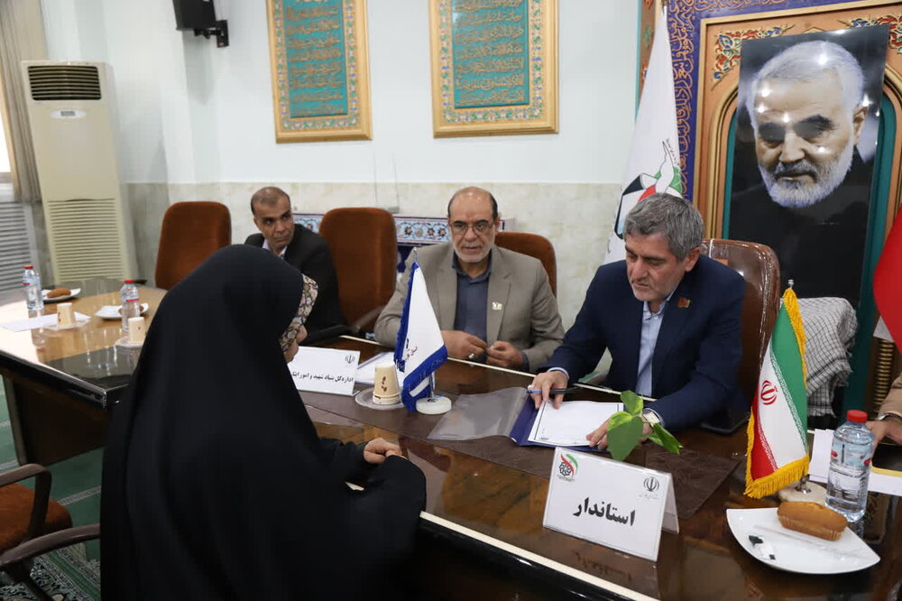 مشکلات ایثارگران روی میز نماینده عالی دولت در فارس