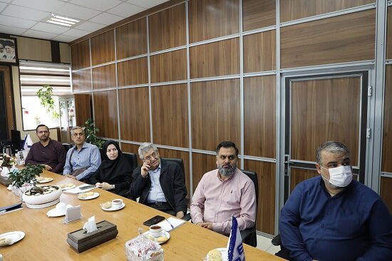بررسی راهکارهای هم افزایی مراکز تحقیقات کولورکتال و جراحی های کم تهاجمی