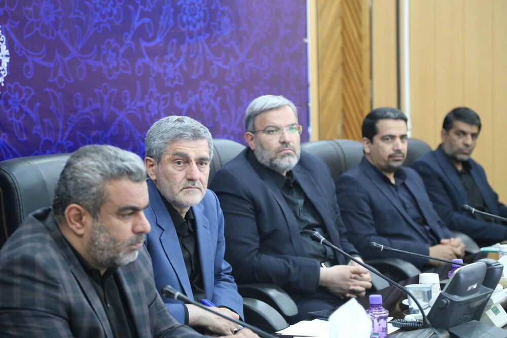 مجوز جابجایی نیروی انسانی در بین سازمان های دولتی به استاندار تفویض شد