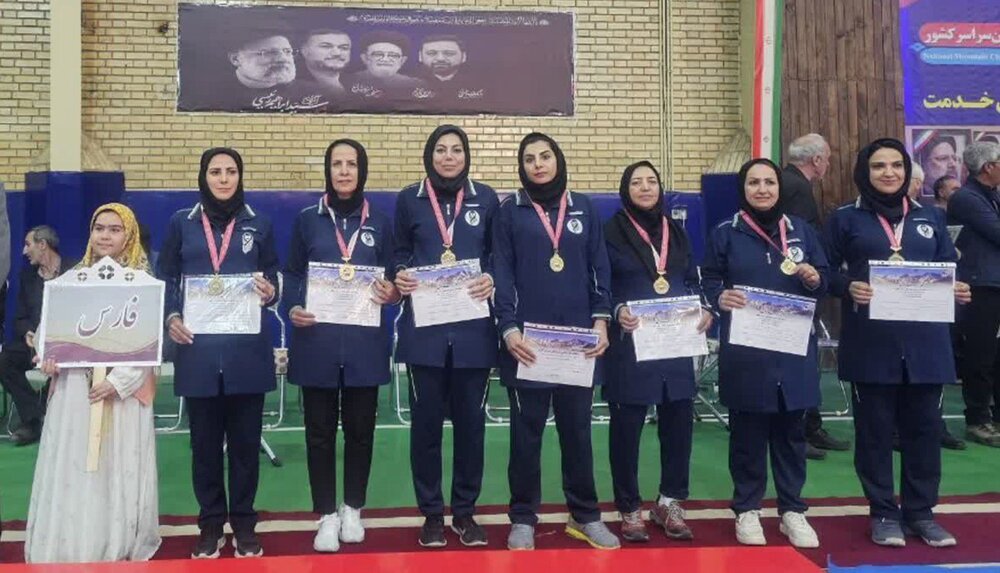 بانوان فارس قهرمان مسابقات کوهنوردی فرهنگیان کشور