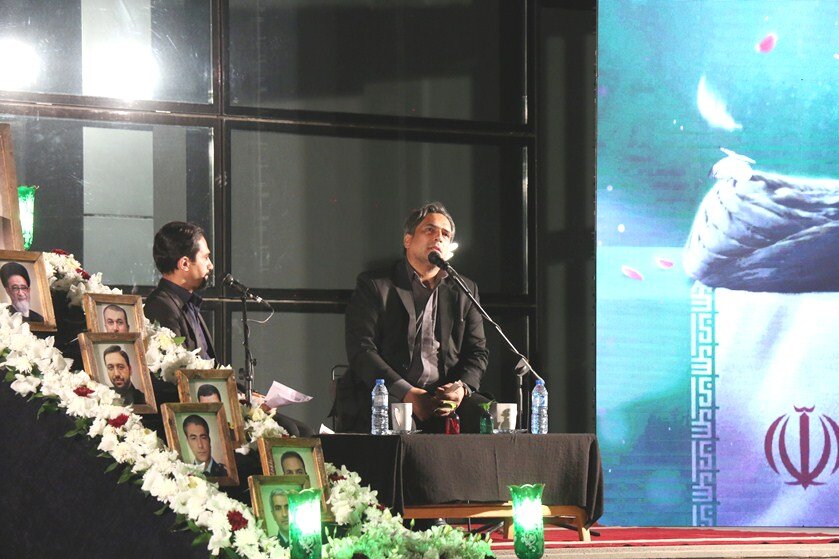 بزرگداشت شهید جمهور در تالار فرهنگ کرمان