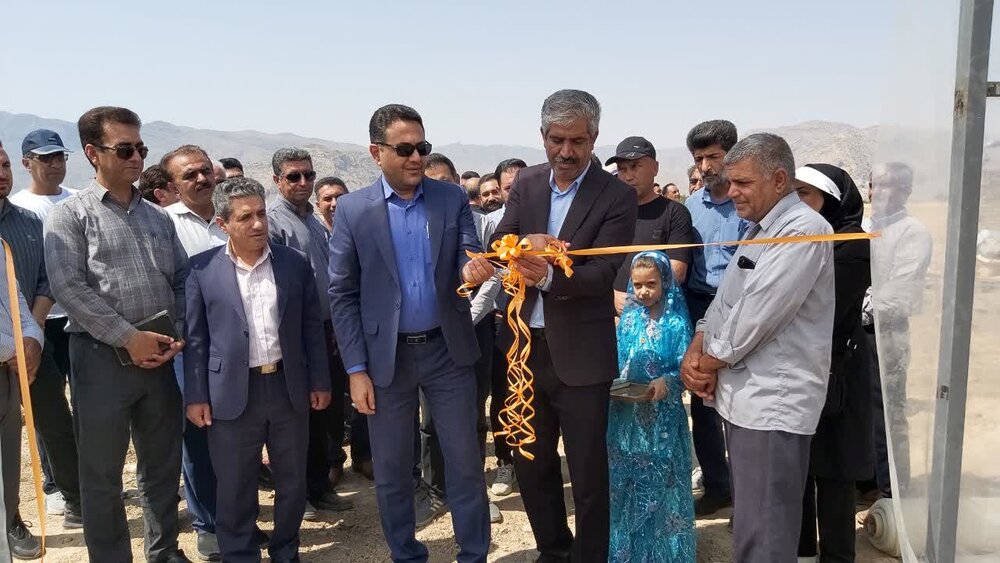 یک گلخانه تابع اقلیم در شهرستان فسا به بهره برداری رسید