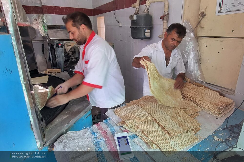 افزودن کنجد به نان ممنوع می شود / بربری کمسبوسترین نان کشور افزودن کنجد به نان ممنوع می شود / بربری کمسبوسترین نان کشور