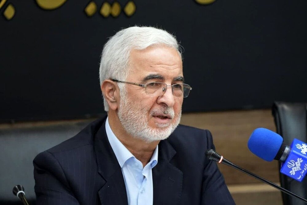 مومنی: اتباع بیگانه را ساماندهی خواهیم کرد