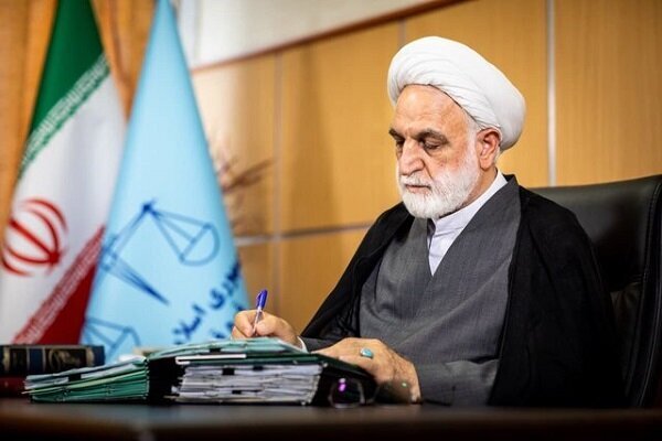 اژهای: درباره اصلاح قیمت بنزین اختلافنظر داریم اژهای: درباره اصلاح قیمت بنزین اختلافنظر داریم