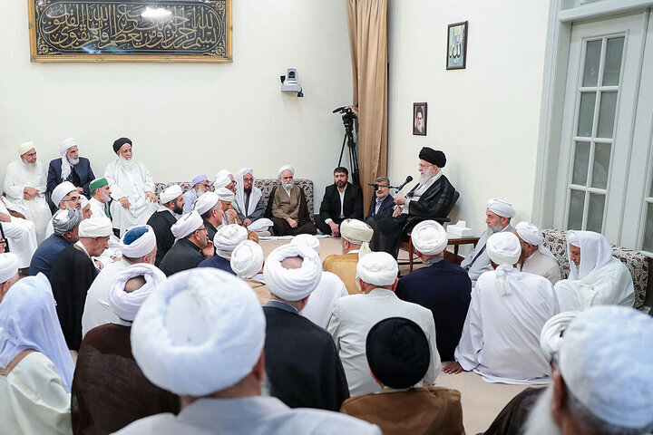 موضوع «امت اسلامی» به هیچ وجه نباید فراموش شود موضوع «امت اسلامی» به هیچ وجه نباید فراموش شود