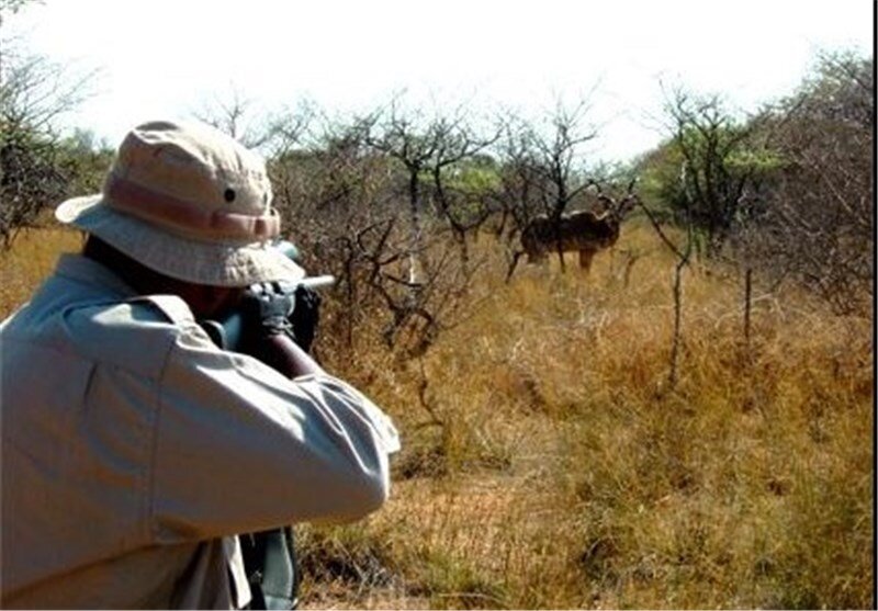 شکارچی متخلف در قروه دستگیر شد شکارچی متخلف در قروه دستگیر شد