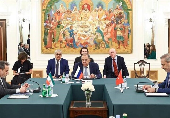 نشست سهجانبه وزرای خارجه روسیه، ایران و ترکیه نشست سهجانبه وزرای خارجه روسیه، ایران و ترکیه