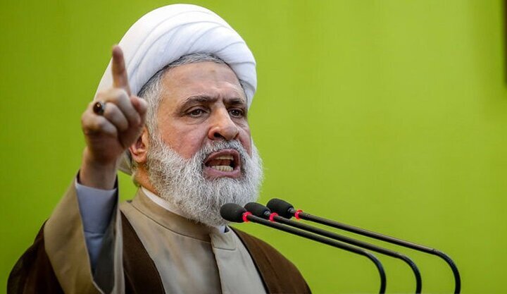 ما در میدان هستیم و ذرهای از مواضع شهید نصرالله کوتاه نمیآییم ما در میدان هستیم و ذرهای از مواضع شهید نصرالله کوتاه نمیآییم