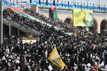 اقامه نماز جمعه به امامت رهبر معظم انقلاب اسلامی