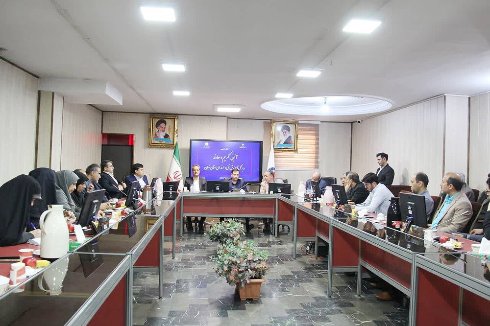 فرهنگ تخصص و مهارت باید تقویت شود / مسائل اجتماعی با راه حلهای پیچیده قابل حل است / فنی و حرفهای میتواند بزرگترین بازارگاه و سازمان پیشرو و قطب مها