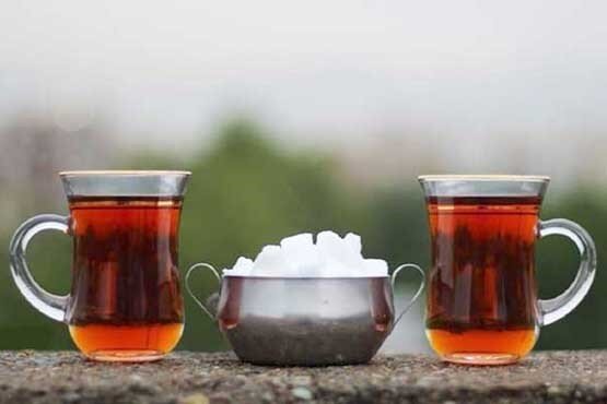 مصرف چای داغ خطر ابتلا به سرطان مری را افزایش میدهد؟ مصرف چای داغ خطر ابتلا به سرطان مری را افزایش میدهد؟