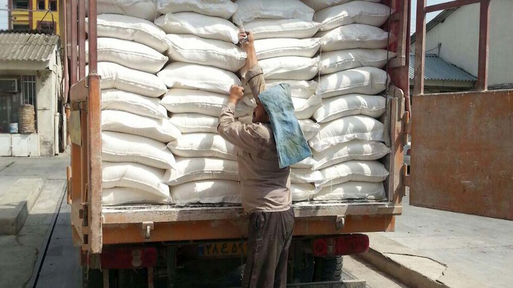 تأمین و توزیع بیش از ۳۷ هزار تن آرد در زنجان طی سهماهه نخست سال تأمین و توزیع بیش از ۳۷ هزار تن آرد در زنجان طی سهماهه نخست سال