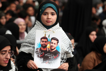 دیدار جمعی از خانواده‌های شهدای مدافع حرم و مقاومت بارهبرمعظم انقلاب