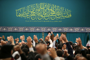 دیدار جمعی از خانواده‌های شهدای مدافع حرم و مقاومت بارهبرمعظم انقلاب