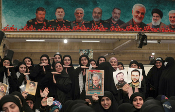 دیدار جمعی از خانواده‌های شهدای مدافع حرم و مقاومت بارهبرمعظم انقلاب