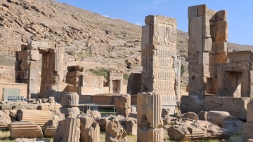 تخت جمشید ازعجایب معماری ایران باستان