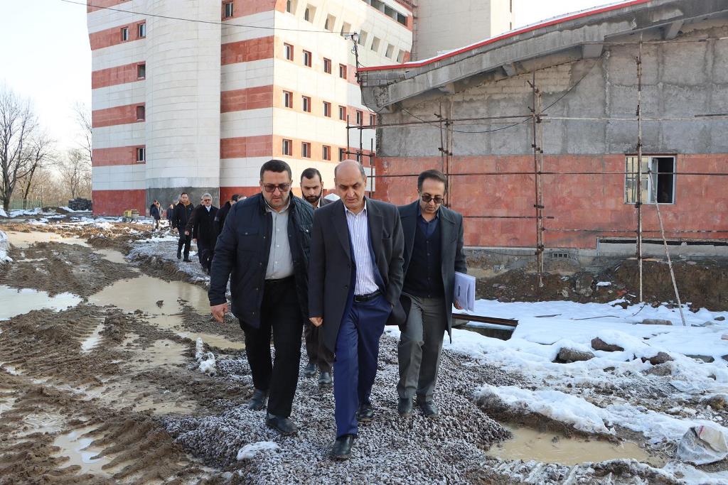 بیمارستان ۴۲۱ تختخوابی لاکان نیازمند تأمین اعتبار برای بهرهبرداری است