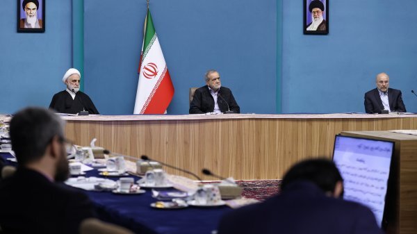 تشکیل کمیته تسهیل اقتصاد دیجیتال در مرکز ملی فضای مجازی برای برخورد با اقدامات فراقانونی تشکیل کمیته تسهیل اقتصاد دیجیتال در مرکز ملی فضای مجازی برای برخورد با اقدامات فراقانونی