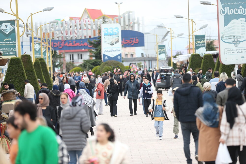 گزارش تصویری حضور گردشگران نوروزی در منطقه آزاد انزلی