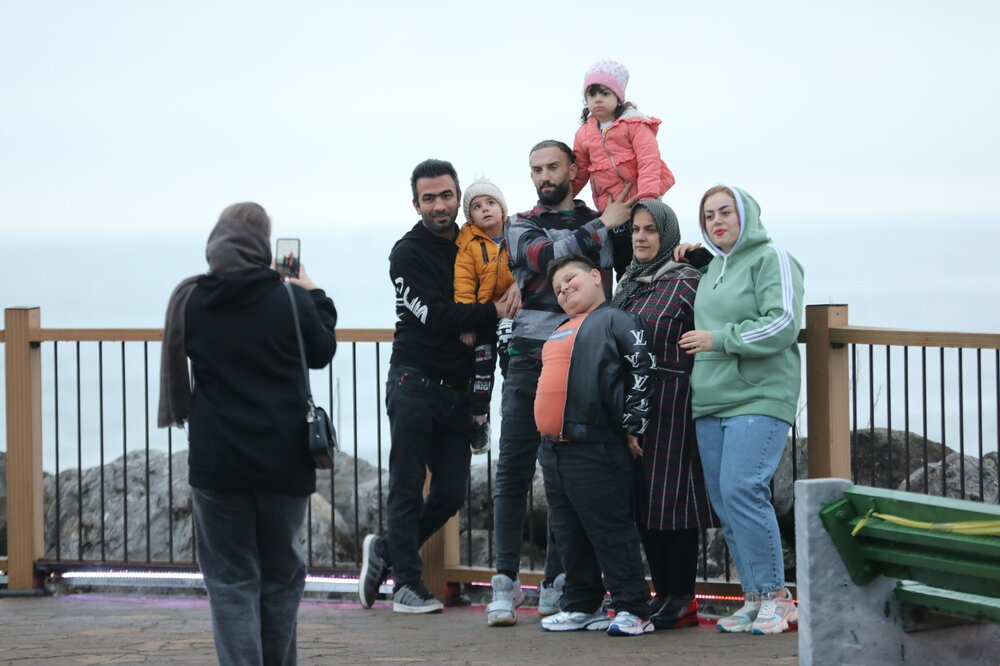 گزارش تصویری حضور گردشگران نوروزی در منطقه آزاد انزلی