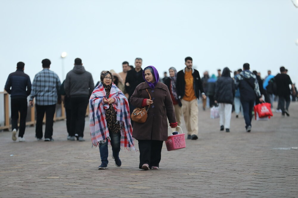 گزارش تصویری حضور گردشگران نوروزی در منطقه آزاد انزلی