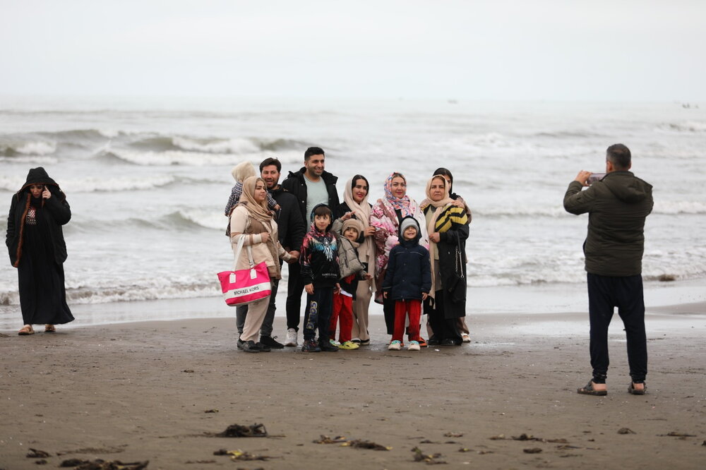 گزارش تصویری حضور گردشگران نوروزی در منطقه آزاد انزلی