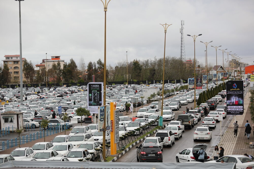 گزارش تصویری حضور گردشگران نوروزی در منطقه آزاد انزلی