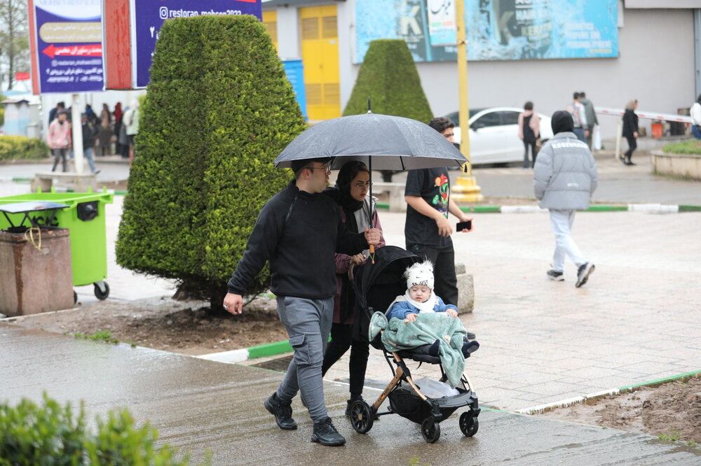 گزارش تصویری حضور گردشگران نوروزی در منطقه آزاد انزلی