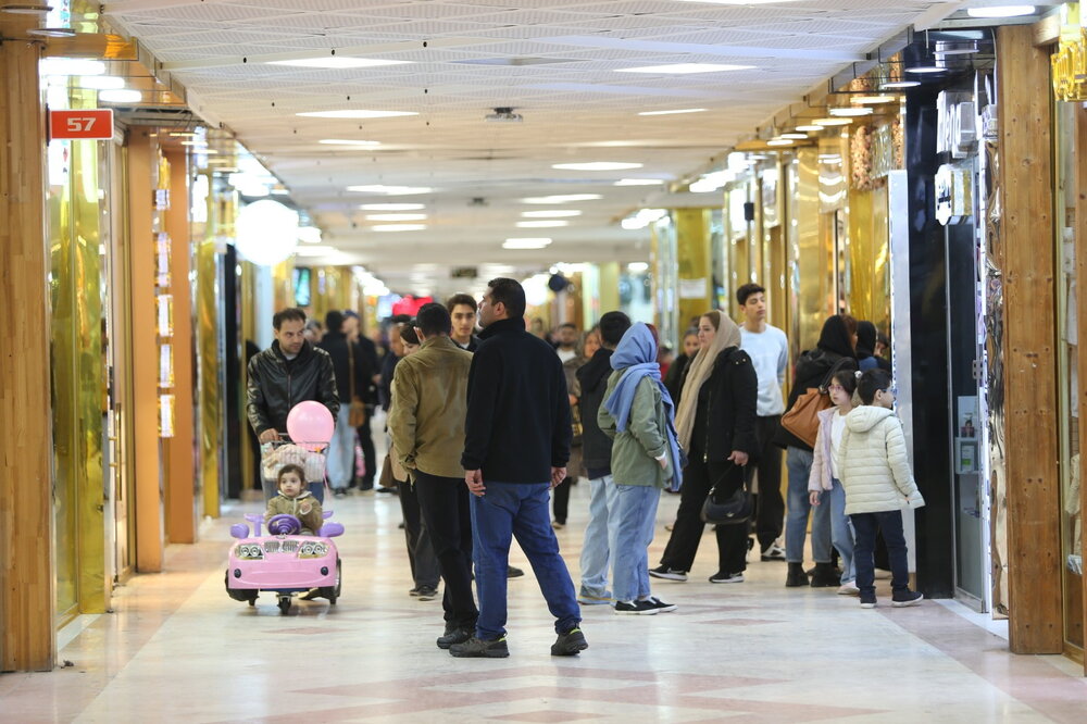گزارش تصویری حضور گردشگران نوروزی در منطقه آزاد انزلی