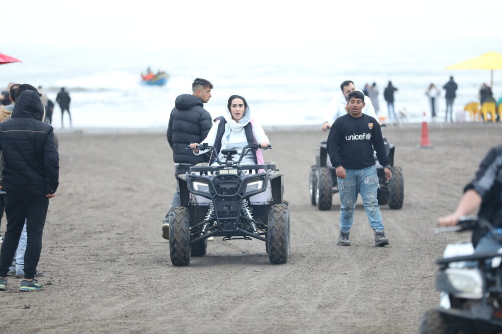 گزارش تصویری حضور گردشگران نوروزی در منطقه آزاد انزلی