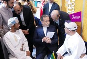 قدردانی وزیر خارجه عمان از عراقچی برای حضور در نمایشگاه کتاب مسقط