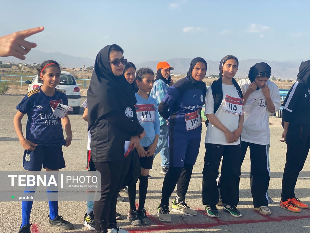 رقابت هیجان انگیز در صحرانوردی جیرفت