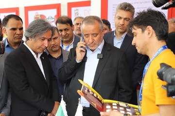 بازدید استاندار خراسان جنوبی از پاویون خوشه خشکبار استان در نمایشگاه اکسپو