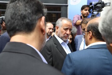 بازدید استاندار خراسان جنوبی از پاویون خوشه خشکبار استان در نمایشگاه اکسپو