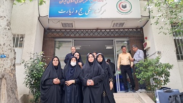 اعزام  اولین گروه درمانی مرکزپزشکی حج و زیارت هلال احمر به عربستان