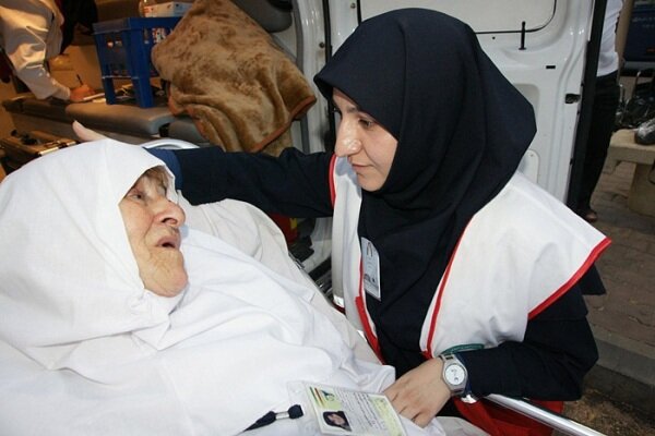 فراخوان هلال‌احمر برای ثبت‌نام نیروهای پرستار در حج ۱۴۰۵