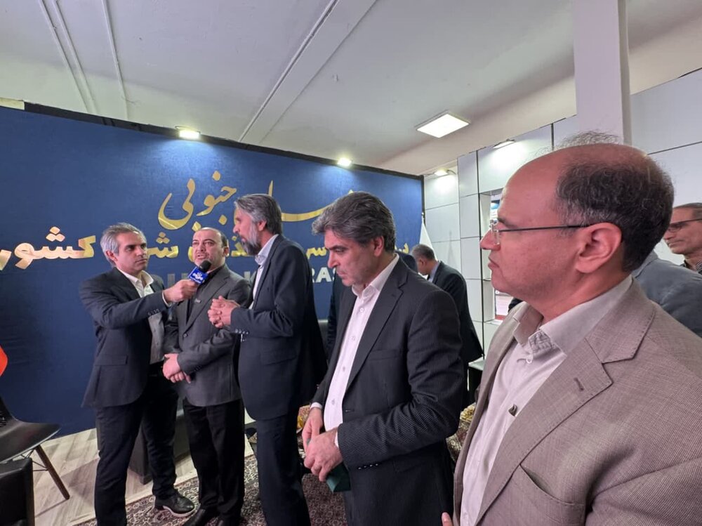 تحولات چشمگیر در صنعت زرشک و گوهرسنگ در خراسان جنوبی تحولات چشمگیر در صنعت زرشک و گوهرسنگ در خراسان جنوبی