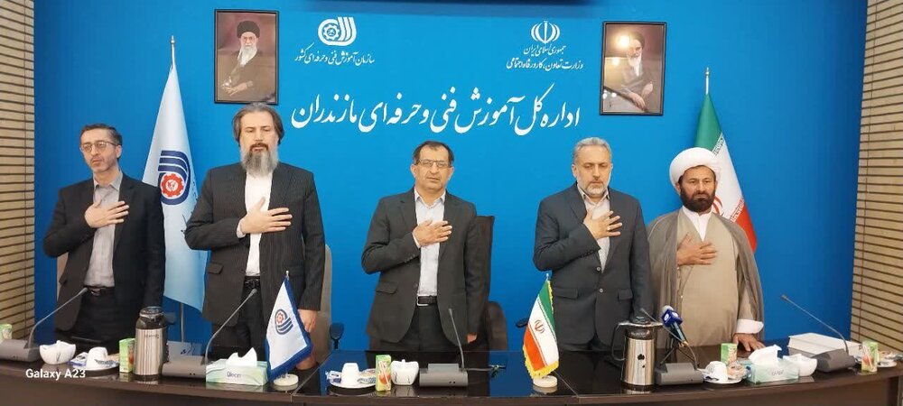 حسین فلاح دامادی، سرپرست اداره کل آموزش فنی و حرفه ای مازندران شد. حسین فلاح دامادی، سرپرست اداره کل آموزش فنی و حرفه ای مازندران شد.