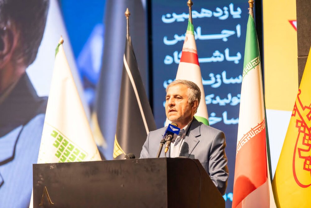 سازندگان شرکای توسعه کشورند سازندگان شرکای توسعه کشورند