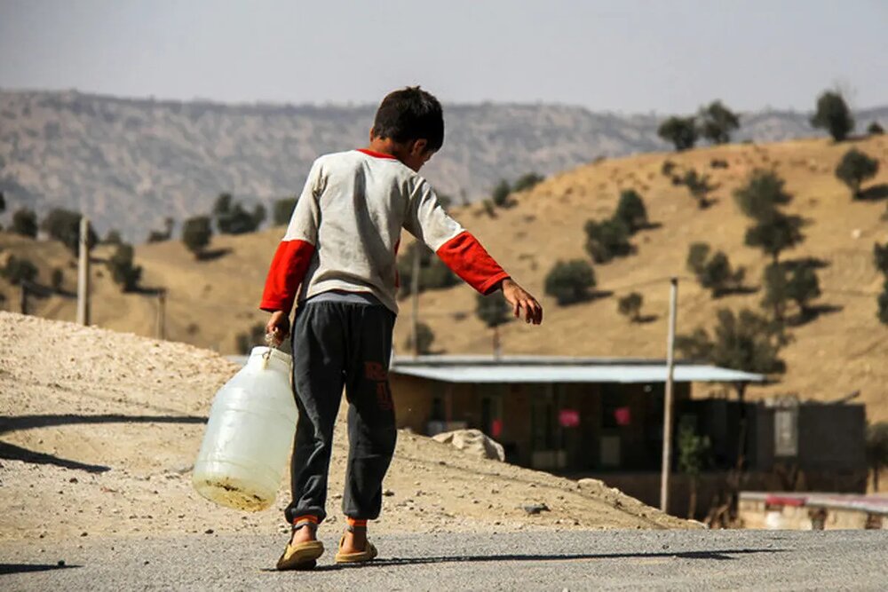بحران آب شرب در روستاهای خواف؛ زنگ خطر سلامت عمومی در زوزن به صدا درآمد بحران آب شرب در روستاهای خواف؛ زنگ خطر سلامت عمومی در زوزن به صدا درآمد