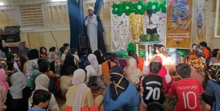 جشن غدیرانه؛ شکوفه‌های ولایت در کتابخانه عمومی قائمیه اشکنان