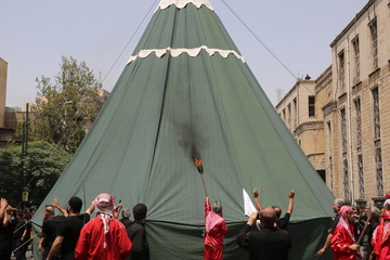 خیمه سوزان ظهر عاشورا تهران