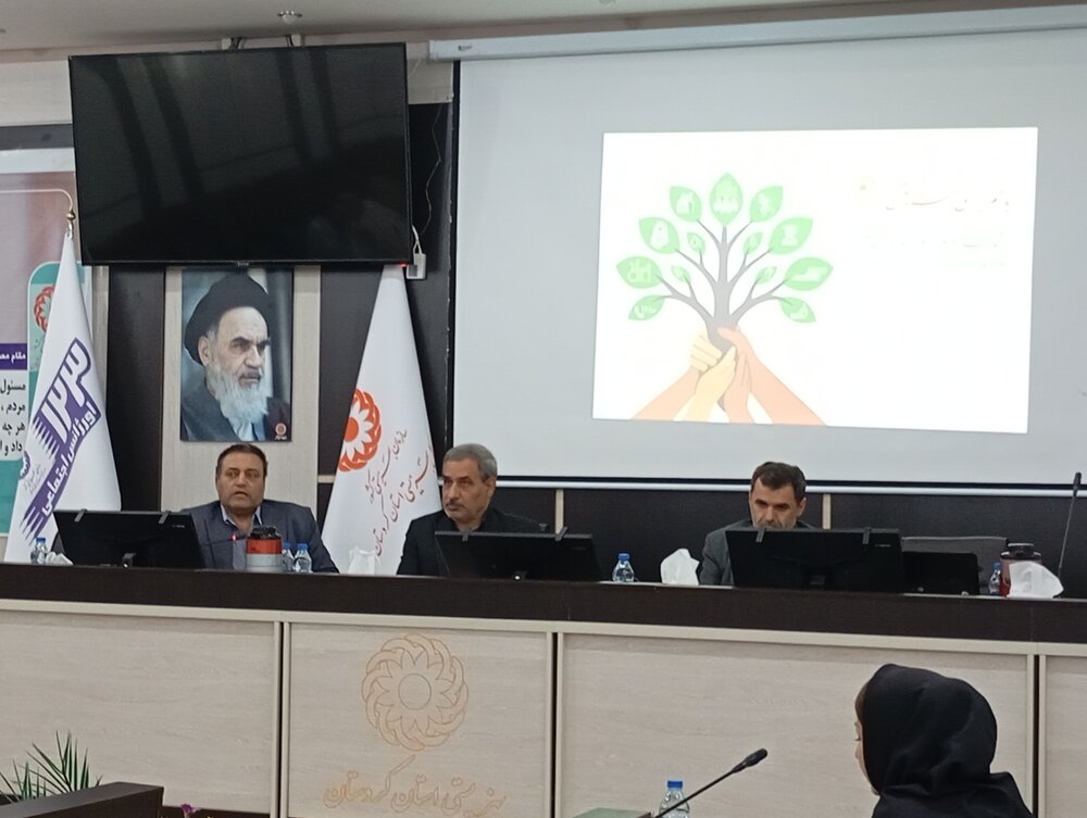 همکاری ۴۰۰ مرکز غیردولتی با سازمان بهزیستی کردستان/ خبرنگاران مددکاران اجتماعی سازمان بهزیستی هستند همکاری ۴۰۰ مرکز غیردولتی با سازمان بهزیستی کردستان/ خبرنگاران مددکاران اجتماعی سازمان بهزیستی هستند