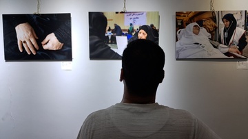 نمایشگاه گروهی عکس مادرانه