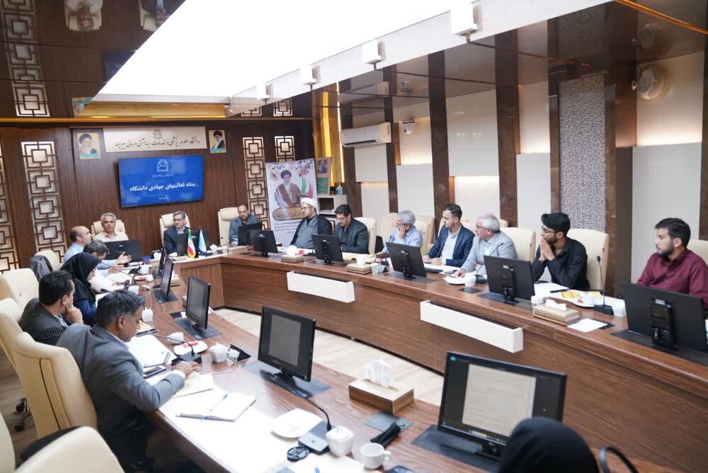 خدمات جهادی موتور محرکه سلامت در مناطق محروم است