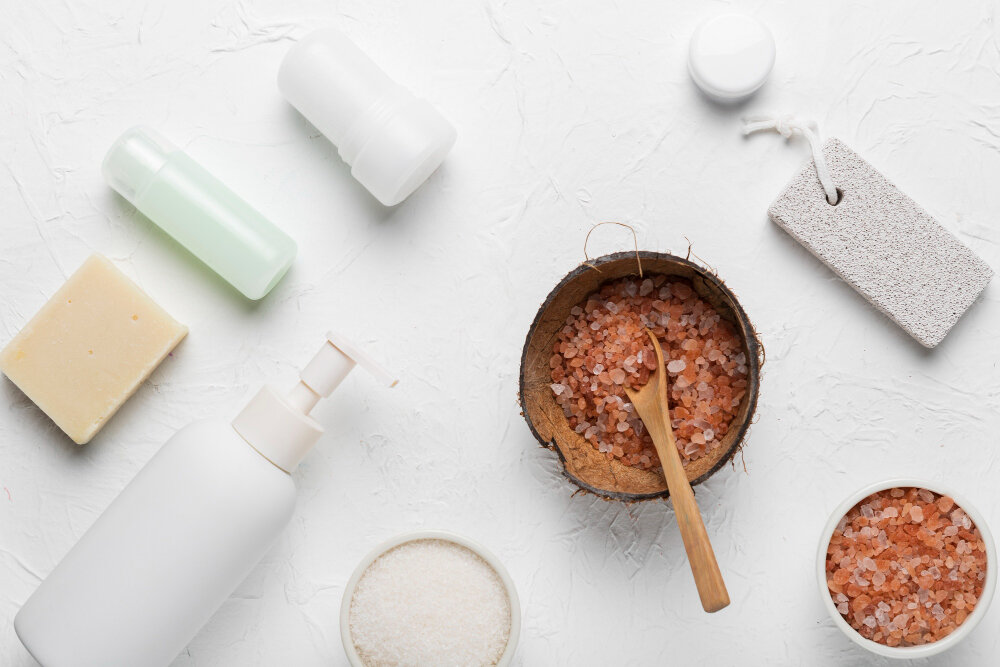 خرده فروشی و عمده فروشی مواد اولیه آرایشی بهداشتی