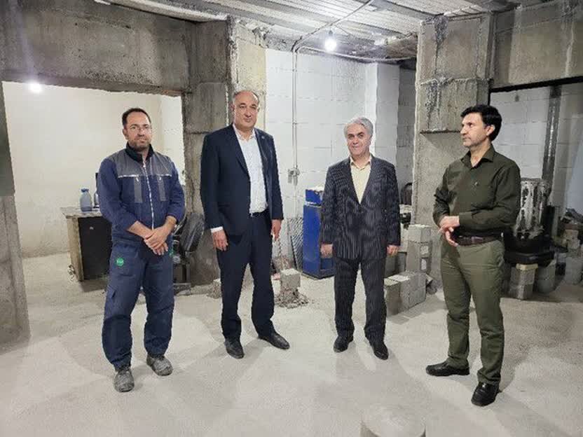 بازدید مدیر کل استاندارد فارس از واحدهای تولیدی مصالح ساختمانی