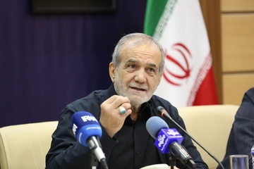 پزشکیان: در زمینه حجاب و عفاف باید الگوهای مناسب به جامعه معرفی شوند